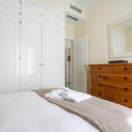 Apt. Sierpes-Cuna, Wifi, Hvac Séville Extérieur photo